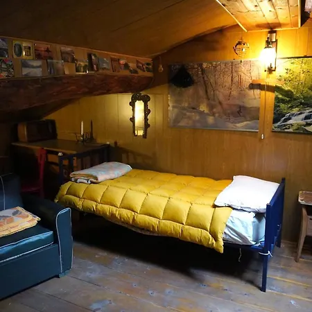 Tipica Casa Di Montagna Nelle Valli Di Lanzo Groscavallo