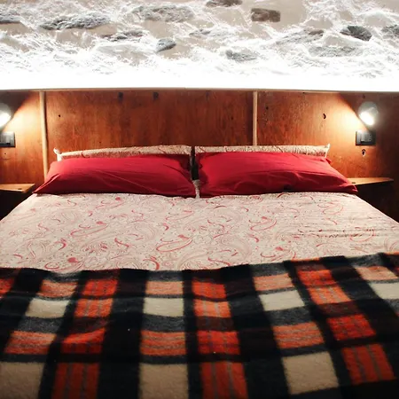 Tipica Casa Di Montagna Nelle Valli Di Lanzo Groscavallo