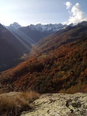 Tipica Casa Di Montagna Nelle Valli Di Lanzo Groscavallo