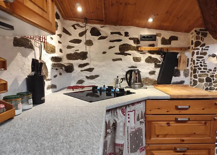 Tipica Casa Di Montagna Nelle Valli Di Lanzo Groscavallo